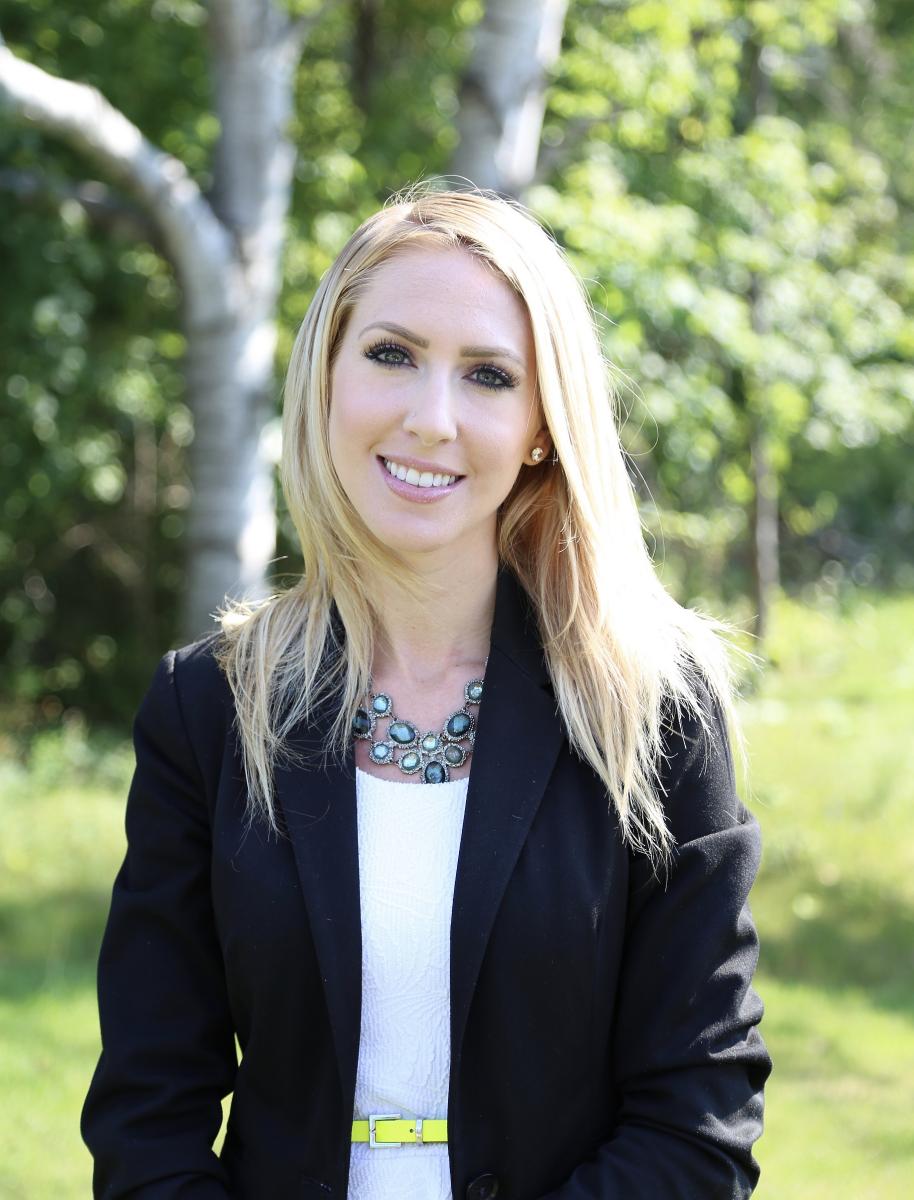portrait of Jessica Hanley